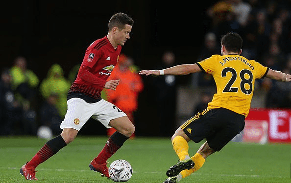 借其丰富的 借其丰富的