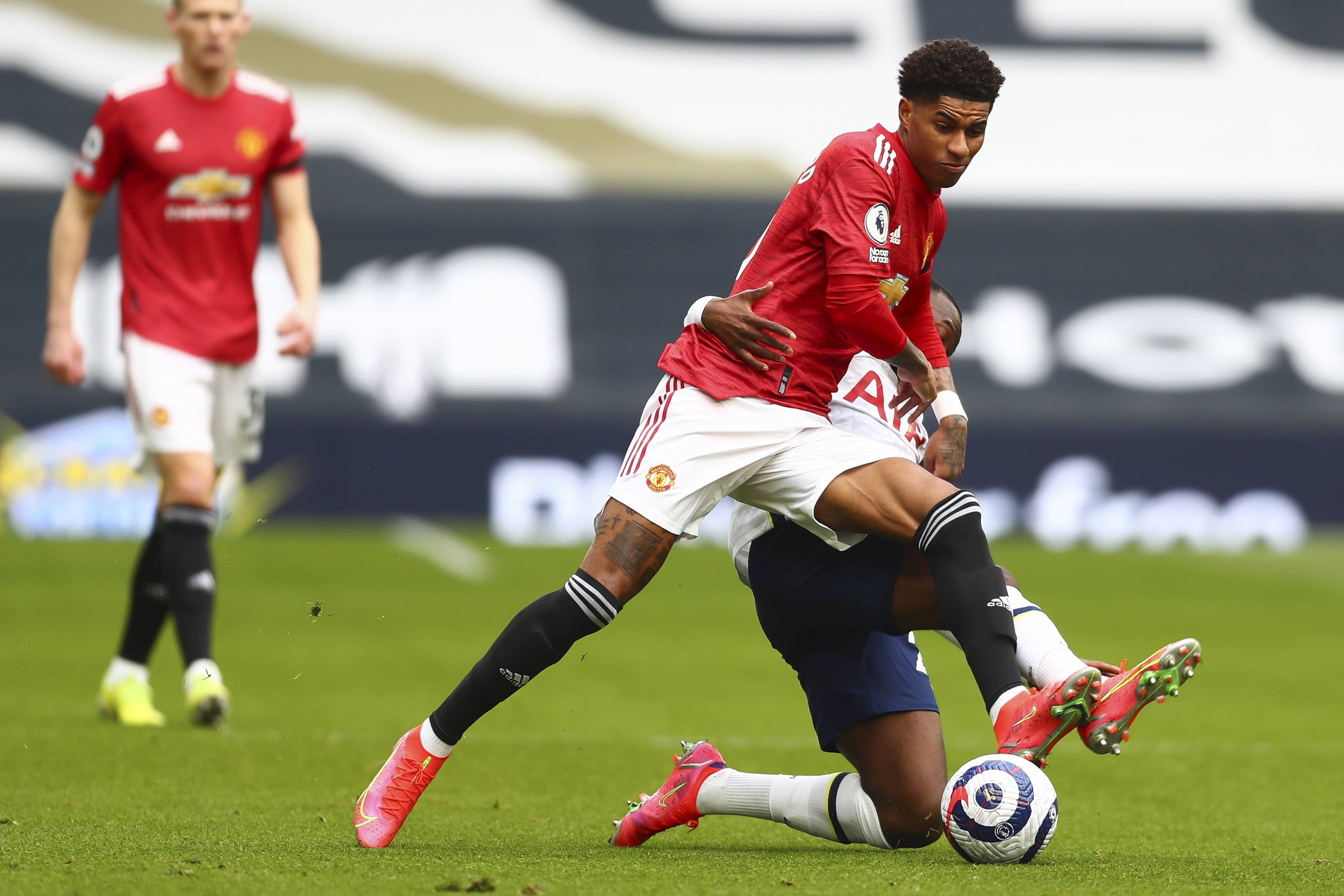 在加拿大都 在加拿大都